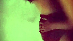 Loveandreiss - Honey, I'm Feeling Horny Tonight