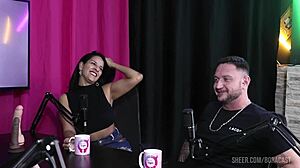 Gostosas Strip for Sex