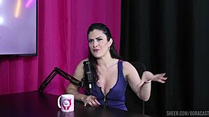 gostosa gets naked and pussy licked after refusing motel