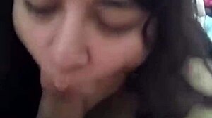 Aurora Estelar gives luxury oral to Hunter 666 with hot milk for breakfast