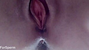 Amateur Babe Masturbates Pink Pussy Near Stepdad!