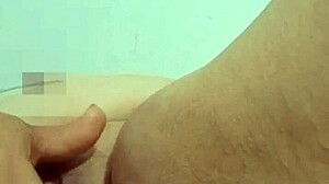 Abuela Con Su Zanahoria in Bedroom