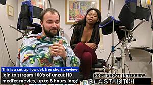 minnie rose spreads pussy backstage for face fucking and cum fill