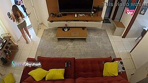 i recieved the delivery guy all naughti and sucked him untill he came in me