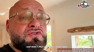 I pick up a chubby german teen for sex without condom.