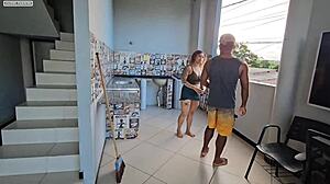 Peguei Meu Vizinho No Flagra Roubando Minhas Calcinhas Ver Aquilo Me Deu Tanto Tesao Que Deixei Ele Arrombar Meu Cuzinho