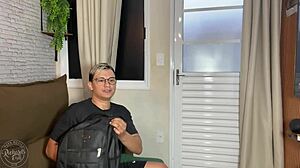 Narrative of young amateurs creampied on living room sofa