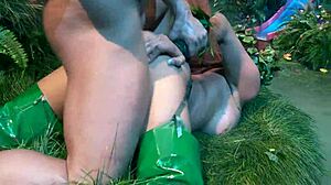 Batfuck fucks poison envy in the garden?