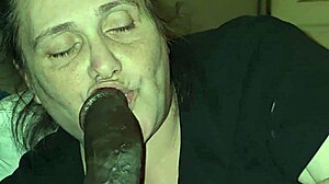 Step Mom Gives Step Son Amazing Gumjob