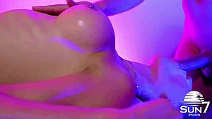 masseuse suggests therapy for skinny teen's issues