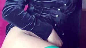 silk stockings wife climaxes?