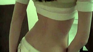 Sweet Brookeskye rubbing tight pussy to orgasm!