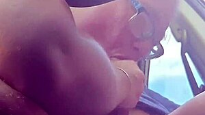 Amateur BBW prepares homemade lunch