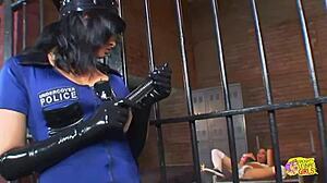 Super Sexy Lindsey Meadows Was Rubbing Her Fanny When Tory Lane Came To Get Drilled