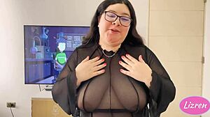 Lizren relieves stress with semen extraction