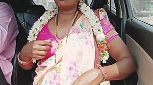 Indian Sexy Saree Bhabi Car Romance