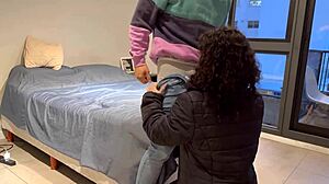 Me Folle a Mi Vecina Argentina por el Ascensor