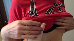 housewife felt so horny wanting to be fucked in the kitchen with cumshot