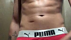 Malandro pauzudo exibindo pra cam, masturbating sexy 😏
