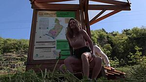 Il Me Baise Sur Le Bord De La Route With Public Blowjob And Cumshot