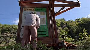 Il Me Baise Sur Le Bord De La Route With Public Blowjob And Cumshot