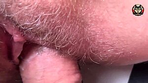 HAIRY PUSSY FUCK and CUMSHOT Close-Up