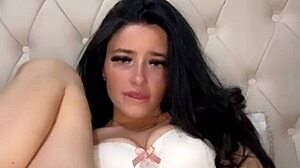 student solo squirting