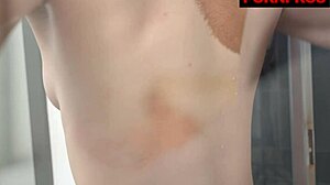 Spreading for Fat Cock