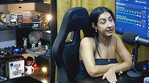 Renatinha Adores Ruan's Cock