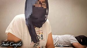 Shaved Pussy Creampie