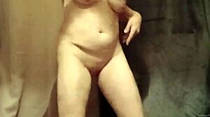 Esclave F Striptease