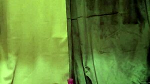 Esclave F Striptease