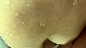 blowjob during bath cum