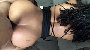 Irresistible round ass temptation