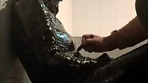 Esclave Ultima Fellation