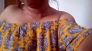 Horny Brunette Masturbates Squirting