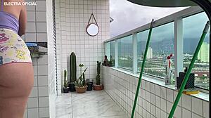 Tight Shorts Cleaner