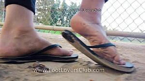 giantess maria crushes snails