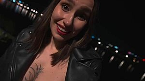 Wanna fuck milf facial