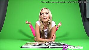 Barefoot Teen Shows Ass