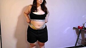 可爱妹子大张腿