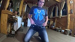 Face-Fucking Cum Play