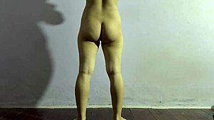 Amateur Girl Workout