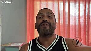 Tirando Leite Trailer