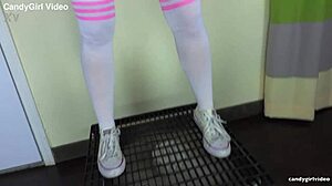 Luna Lain Upskirt Dance