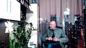 Secretary Pussy Elasticity