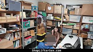 Teen shoplifter favor