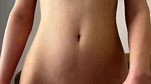 Maiskii Masturbates Pussy