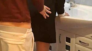 Quick Brunette Pussy Fuck