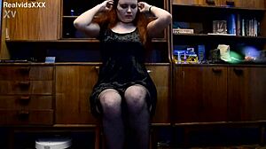 Housewife Toy Orgasms